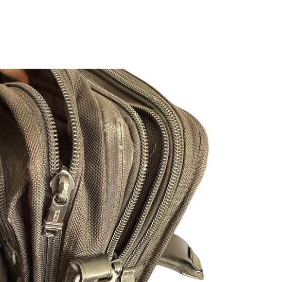 TUMI Alpha Black Laptop Bag Luggage - Picture 12 of 13